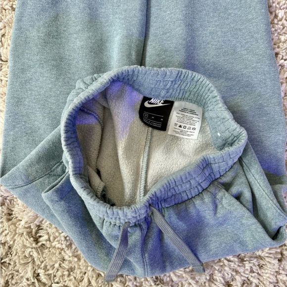 Nike Boys jogger sweatpants - Picture 2 of 3